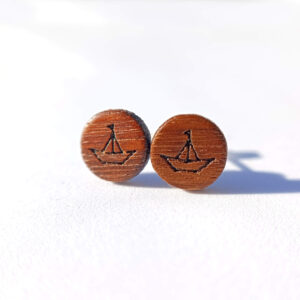 Boot Ohrstecker (10 mm) – Design aus natürlichem Holz, Edelstahl, handgefertigt